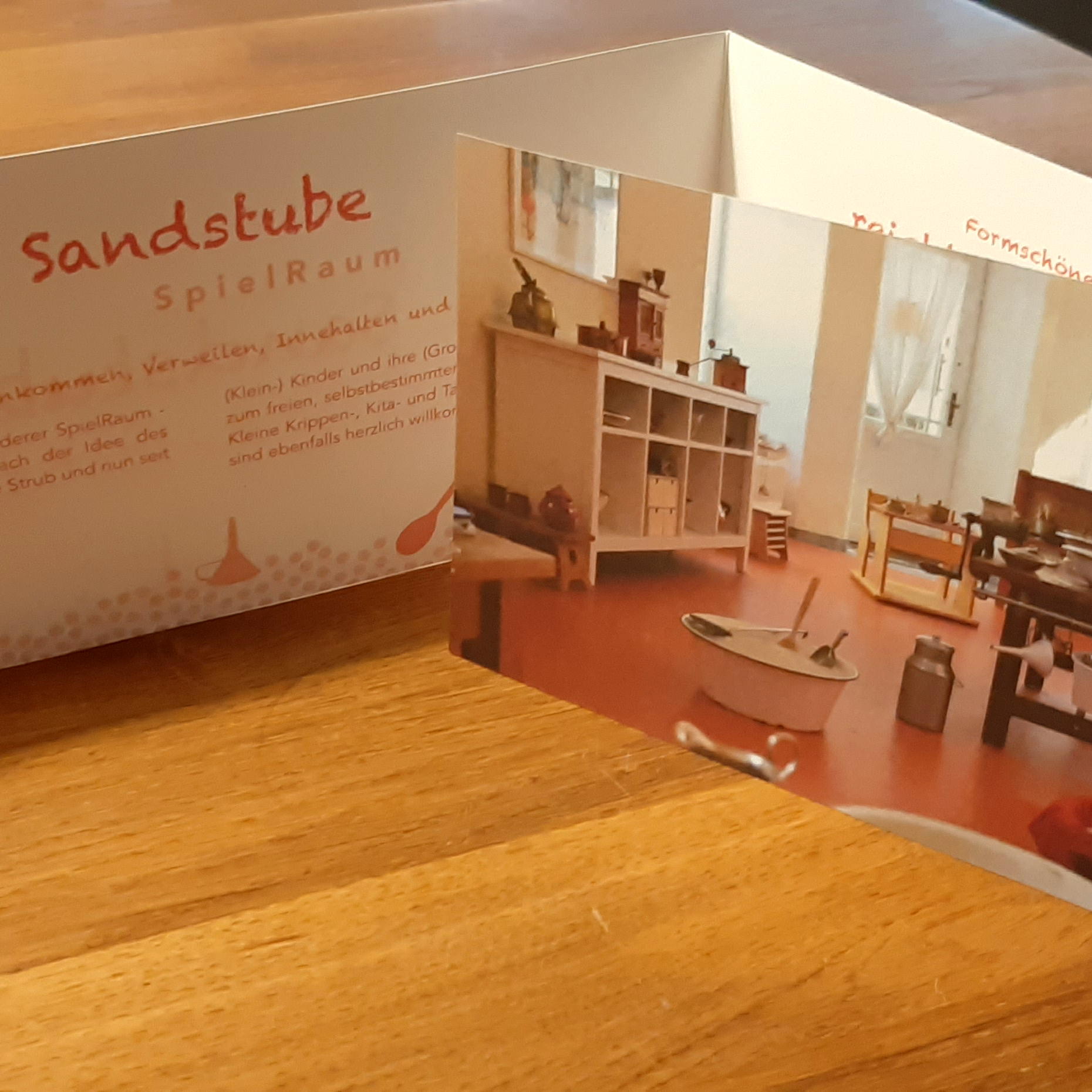 Logogestaltung, Flyer und Schild für die Sandstube in Wiesbaden