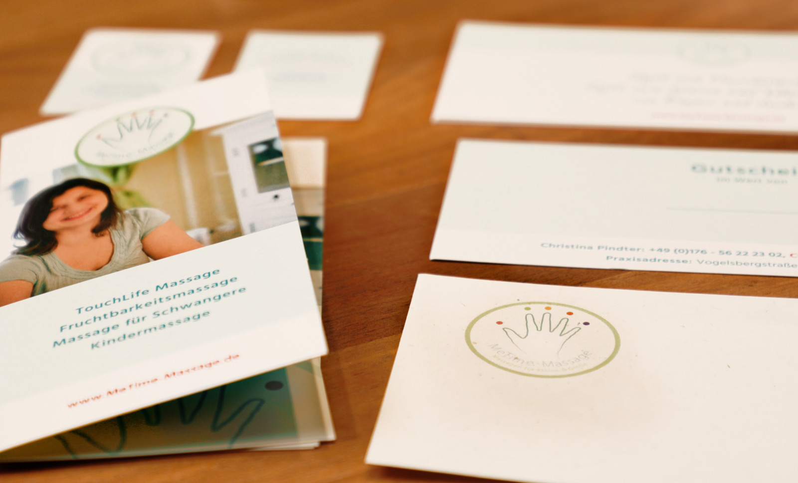 Corporate Design, Flyer, Website und mehr für eine Massagepraxis in Frankfurt